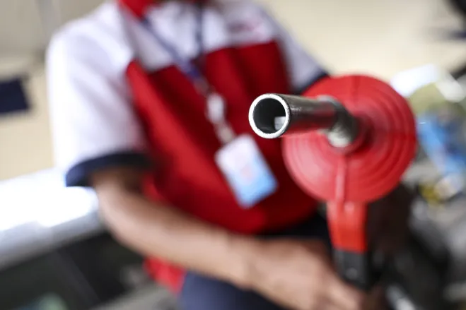 Gasolina ficou mais cara mesmo sem aumento da Petrobras
