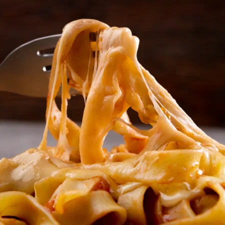 Macarrão cremoso de panela: rápido, fácil e irresistível