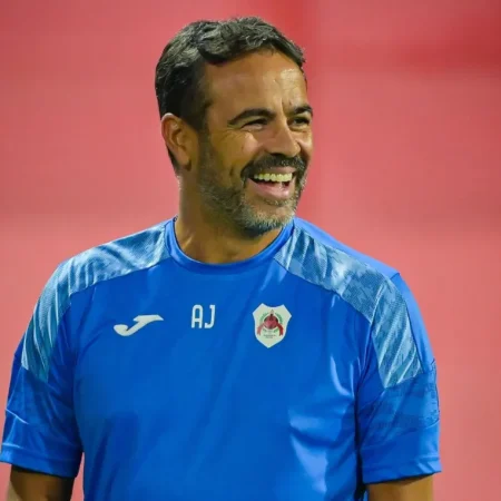 Negócio fechado! Cruzeiro acerta com Artur Jorge e prepara anúncio oficial