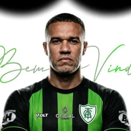América-MG anuncia Roger Silva como novo técnico após demissão de Alberto Valentim