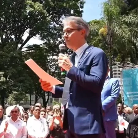 Romeu Zema faz último discurso como governador de Minas Gerais