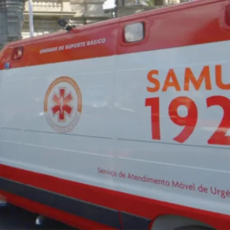 Passageira de moto por aplicativo morre em acidente com caminhão no Anel Rodoviário de BH